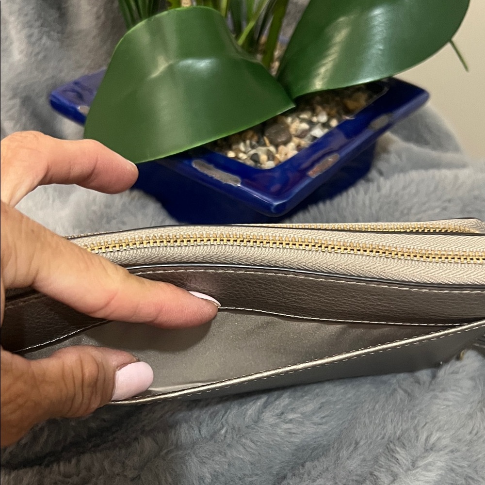 Coach Metallic Pewter Leather Wristlet Clutch - Picture 8 of 10